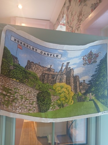 Irish linen teatowel depicting - teatowel,