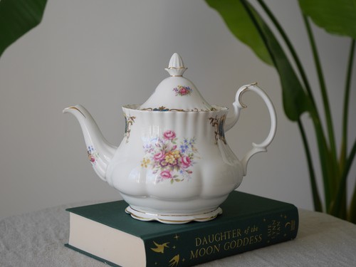 Royal albert berkeley teapot - albert,